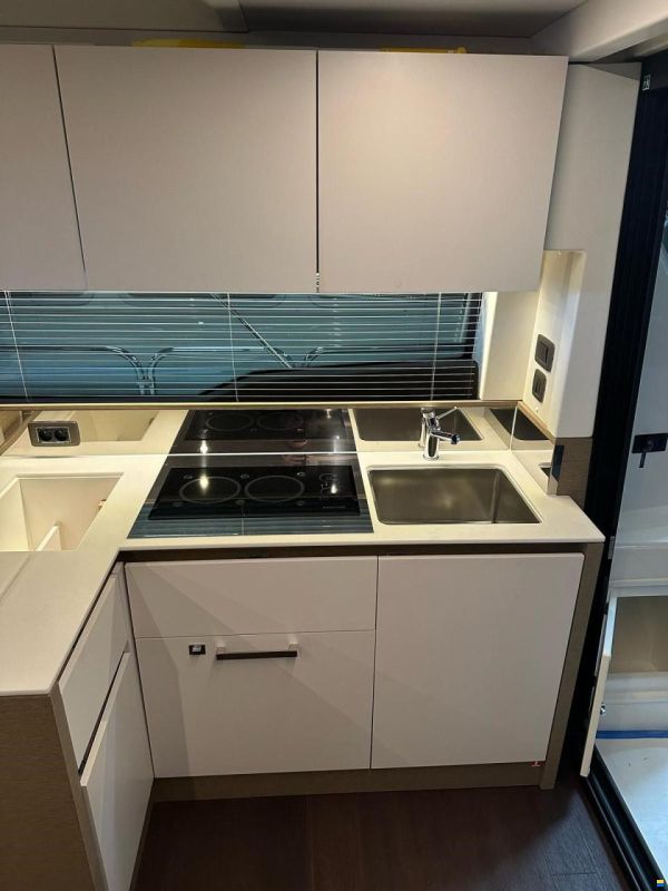 Prestige 460