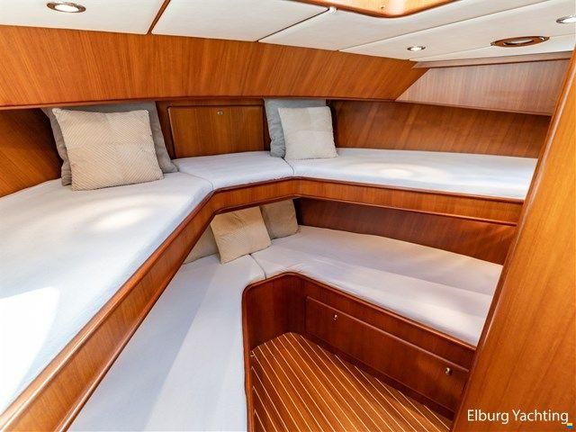 Sturier 480 AC - Vast Stuurhuis