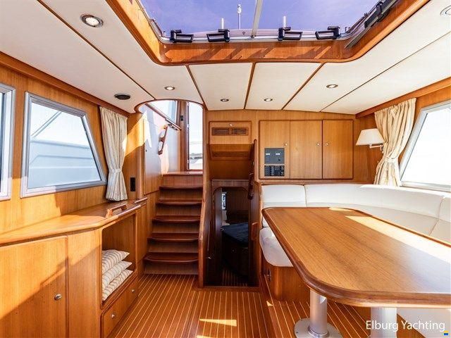 Sturier 480 AC - Vast Stuurhuis