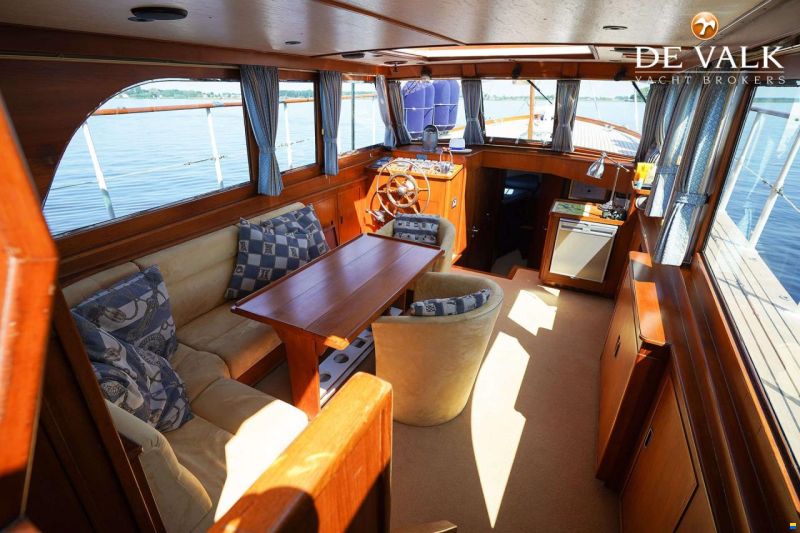Feadship Van Lent