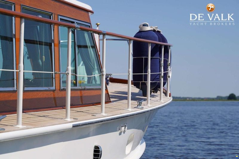 Feadship Van Lent