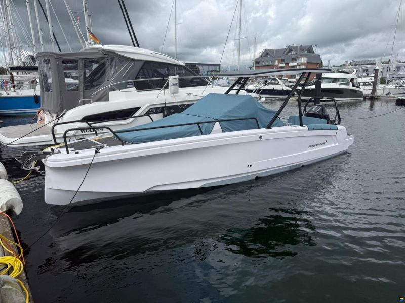 Axopar 25 Cross Top