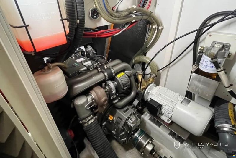 B60 Pilot House