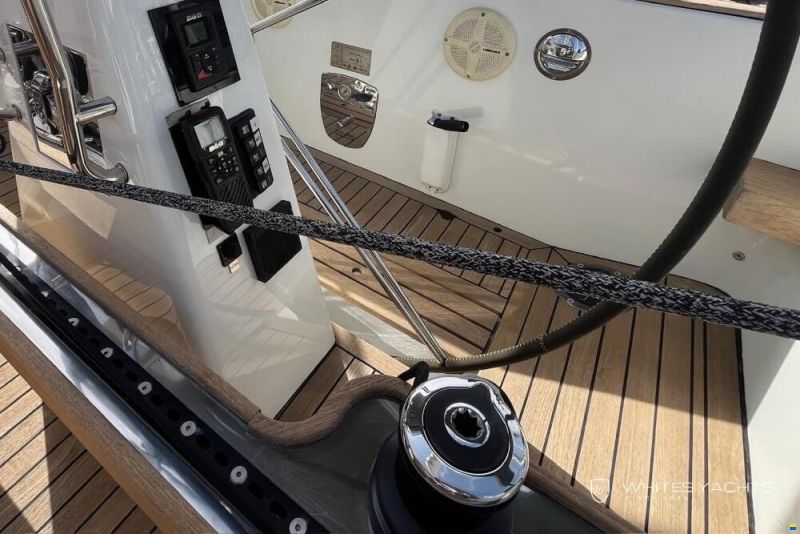 B60 Pilot House