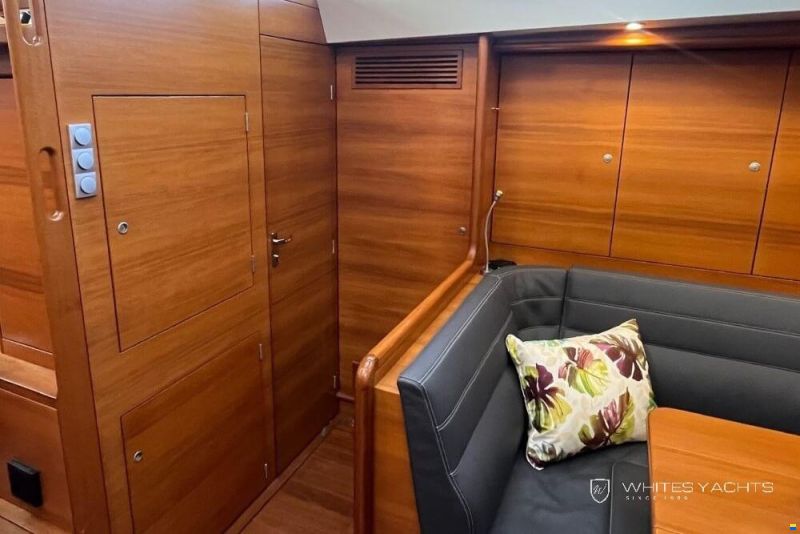 B60 Pilot House