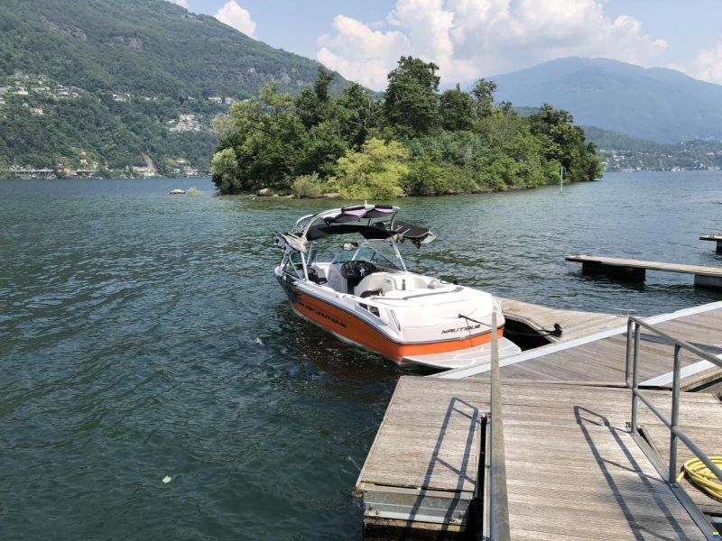 Nautique Correct Craft Nautique 220 Team Edition