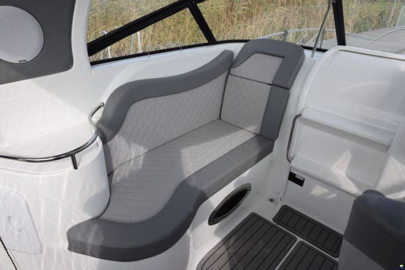 Coral 750 Hard Top