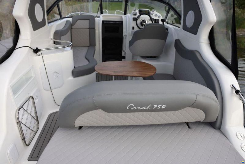 Coral 750 Hard Top