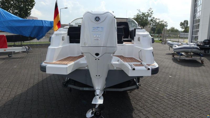 Ibiza Boats 711