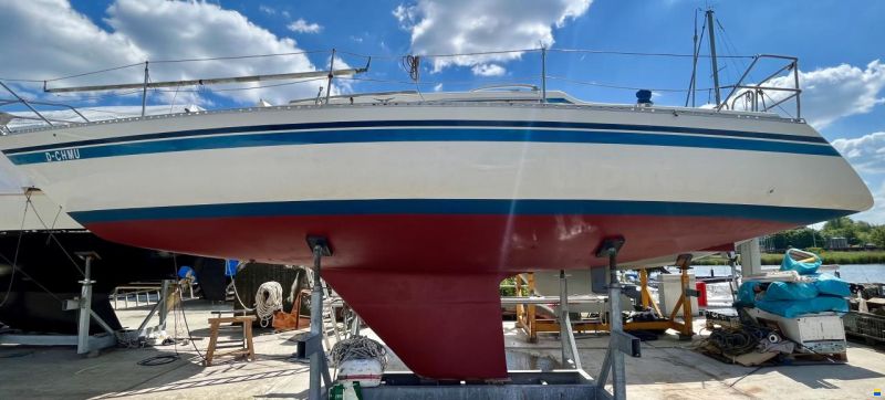 Athena 34
