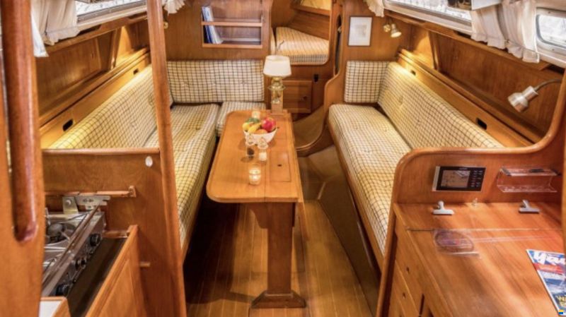 Athena 34