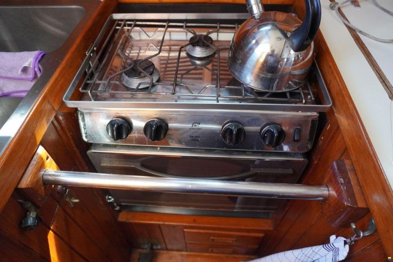 Westwind 35