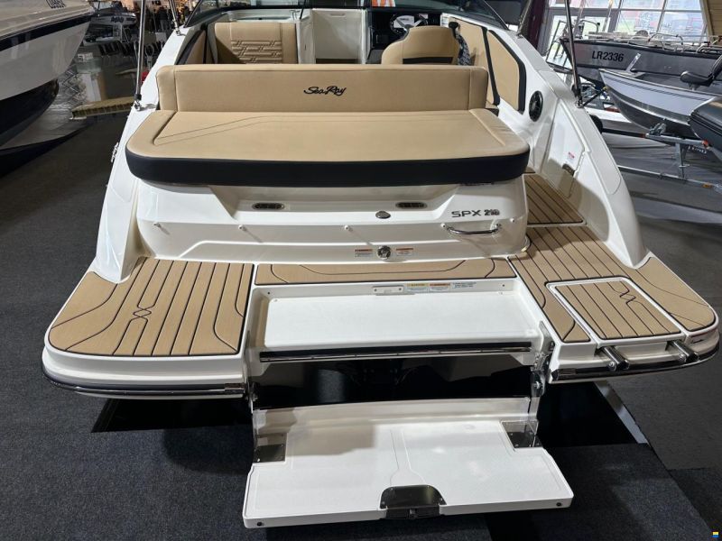 Sea Ray SPX 210 New model