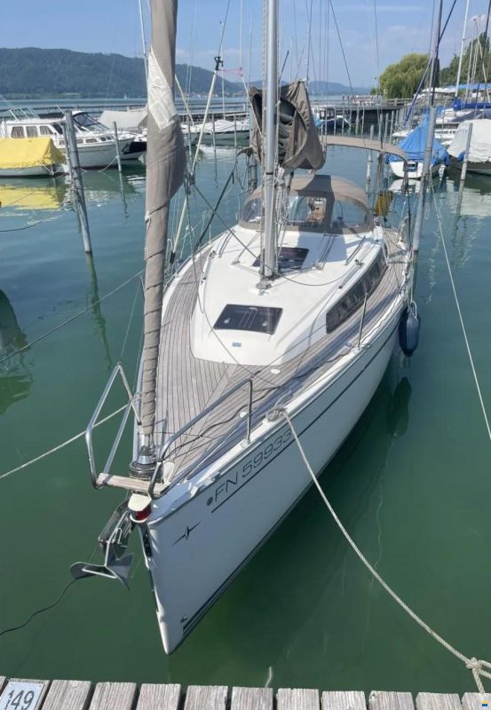 Bavaria Cruiser 33