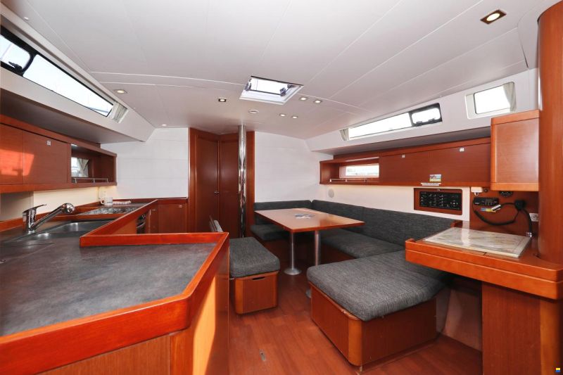Beneteau Oceanis 45