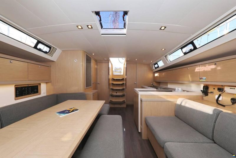 Beneteau Oceanis 45
