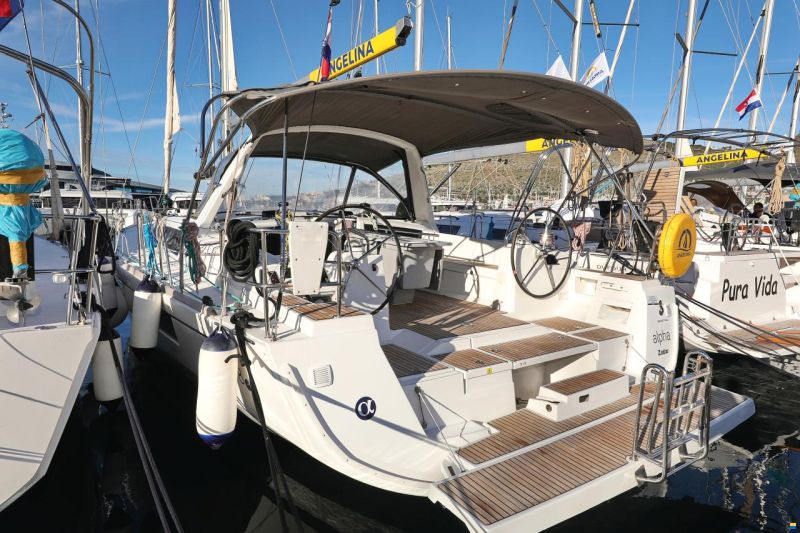 Beneteau Oceanis 48