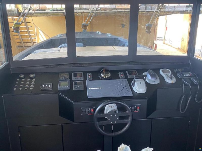 Figli di Guarisco Giovanni M/Y 12M AA WJ