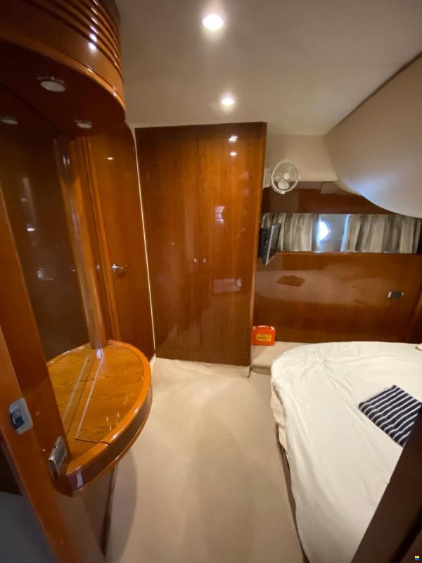 Princess 61