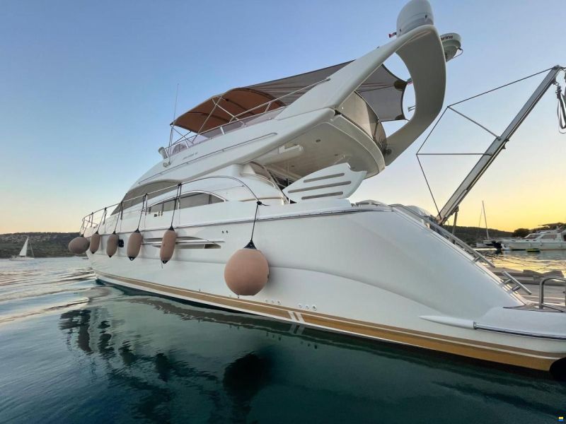 Princess 61