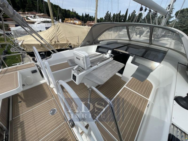 Hanse 418