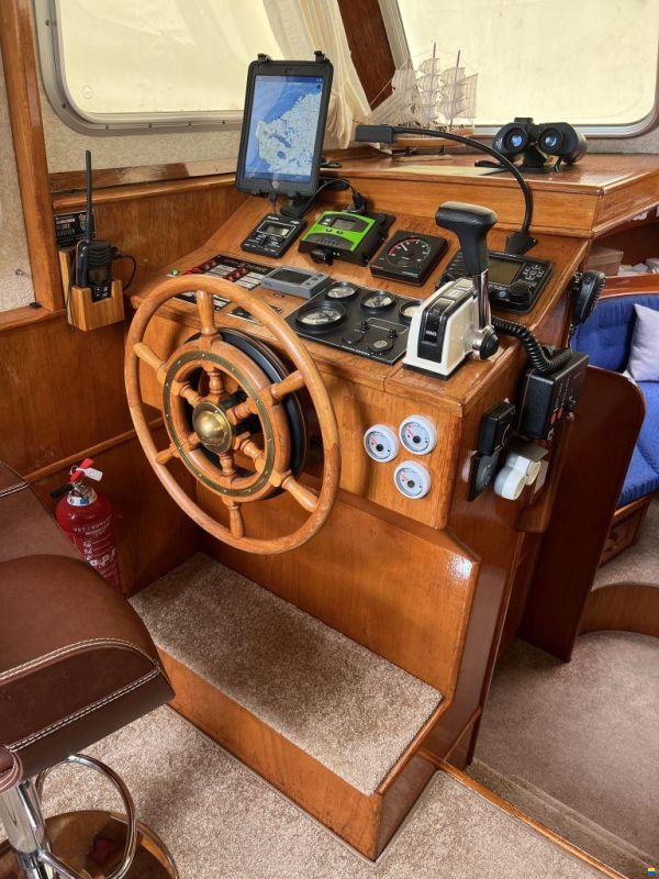 Pedro-Boat 30