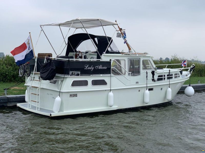Pedro-Boat 30