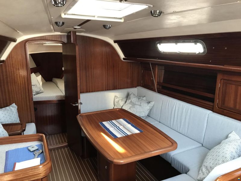 Bavaria 37 S