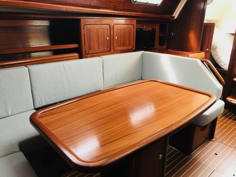Bavaria 37 S
