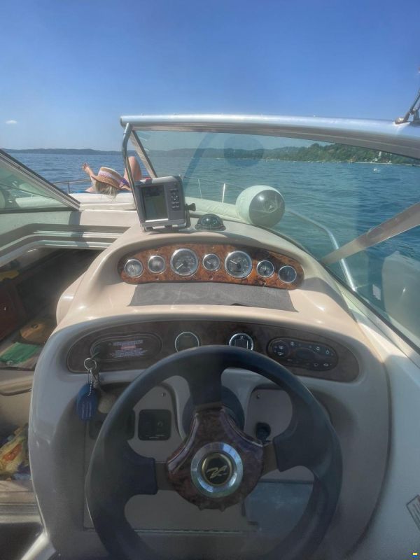 Sea Ray Sundancer 260