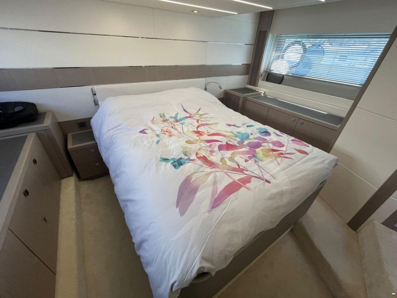 Sunseeker Predator 50
