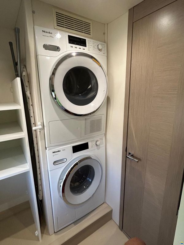 Sunseeker Predator 50