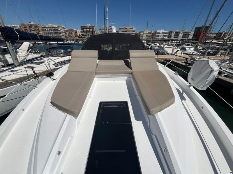 Sunseeker Predator 50