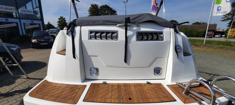Corsiva 650 TENDER