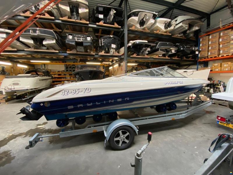 Bayliner 2050 Capri Bowrider