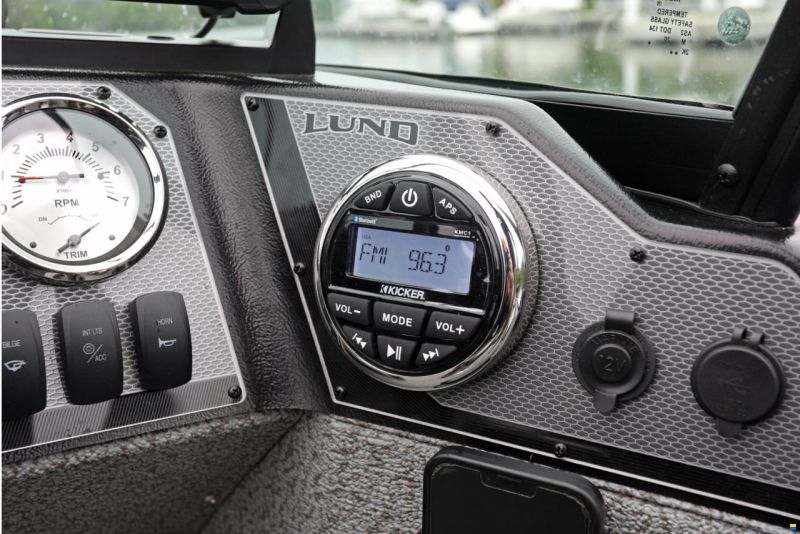 Lund 1775 Adventure Sport