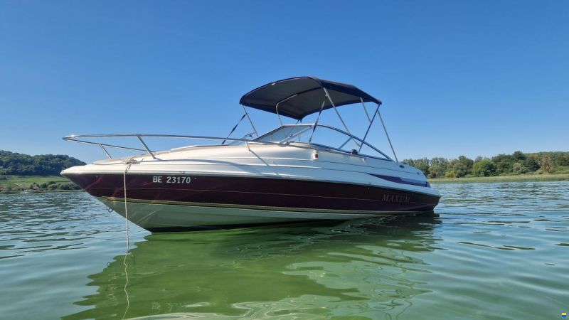 Maxum 2100SC