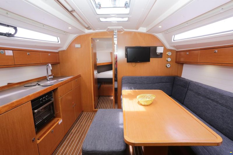 Bavaria Cruiser 41