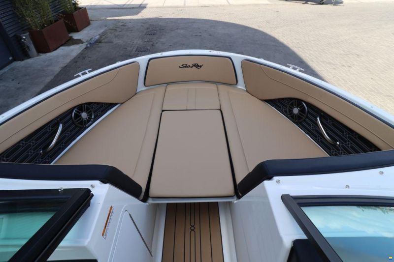 Sea Ray SPX 190
