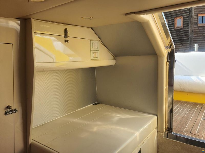 Benetti Couger 40
