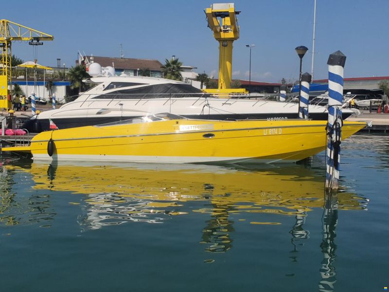 Benetti Couger 40