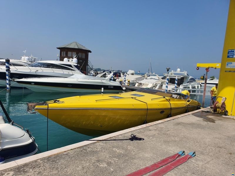 Benetti Couger 40