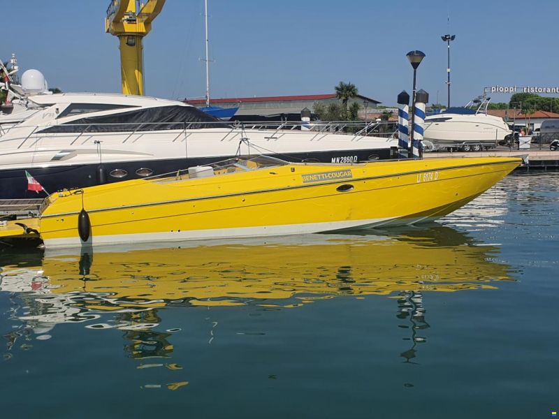 Benetti Couger 40