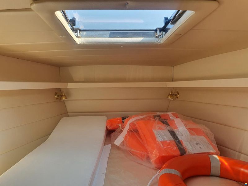Benetti Couger 40