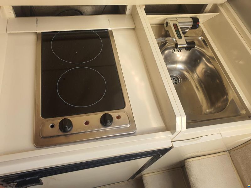 Benetti Couger 40