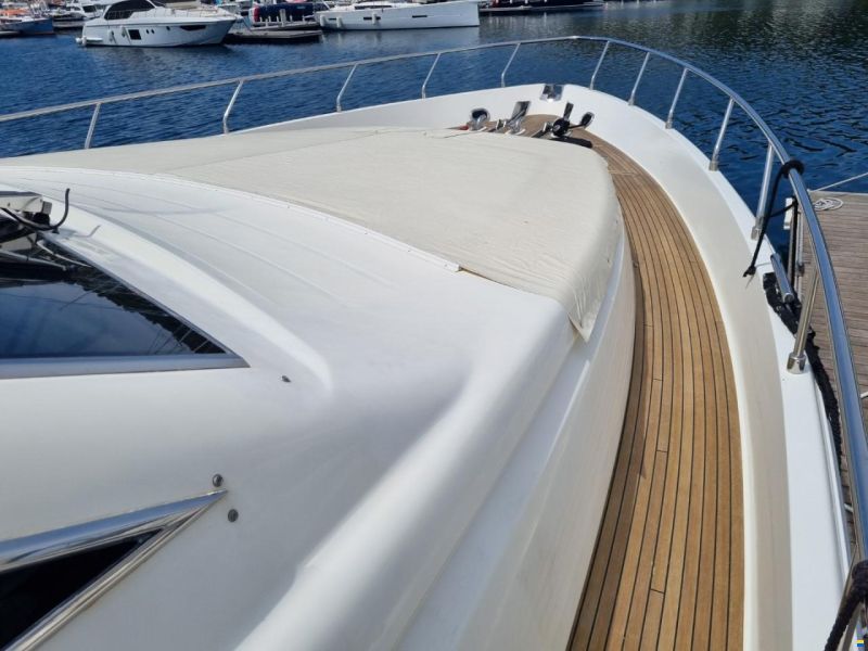 Ferretti 68