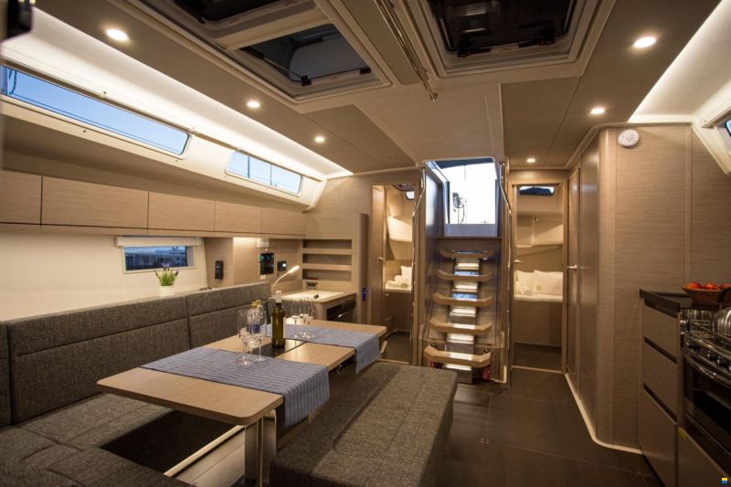 Hanse 508