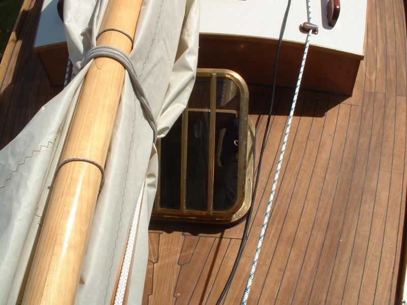Unikat Thales 30 Cat Yawl
