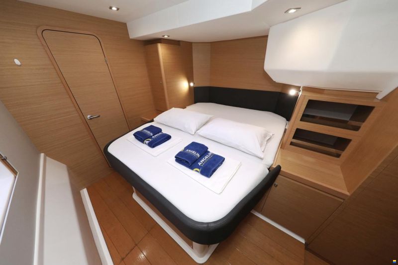 Dufour Catamarans 48