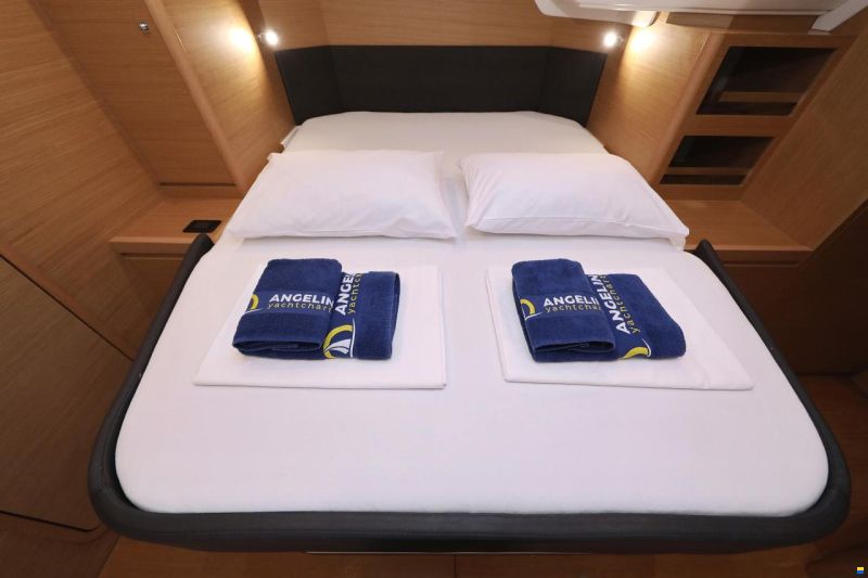 Dufour Catamarans 48